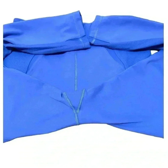 Lululemon Everlux Mesh Super-High-Rise Training Tight
Wild Indigo Size 10 - Picture 9 of 12